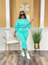 Load image into Gallery viewer, Stella Cropped Joggers(Mint)